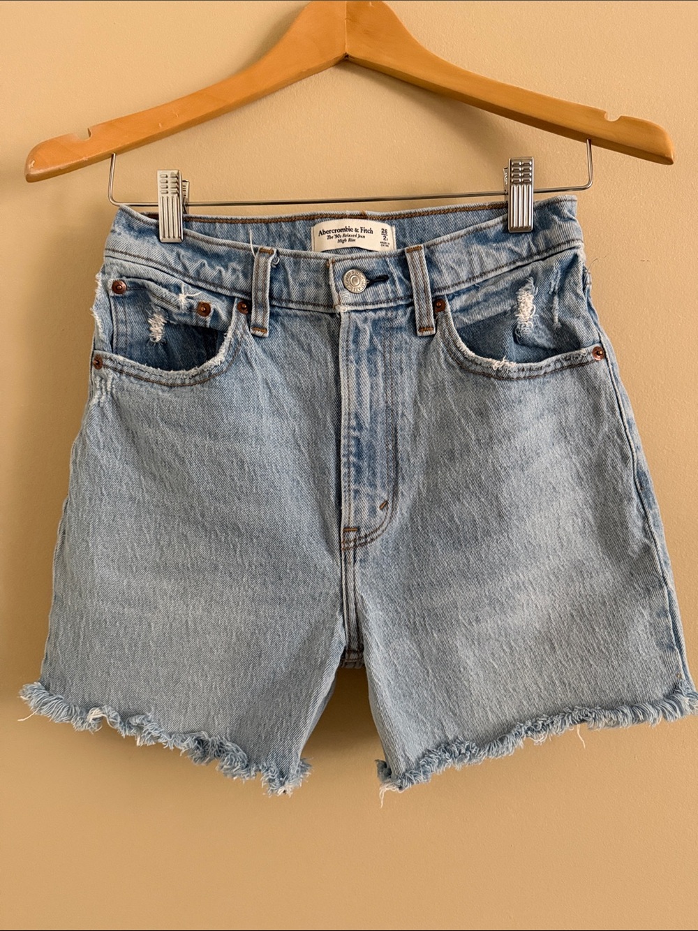 Abercrombie & Fitch 90’s Relaxed High Rise Denim Shorts Size 26